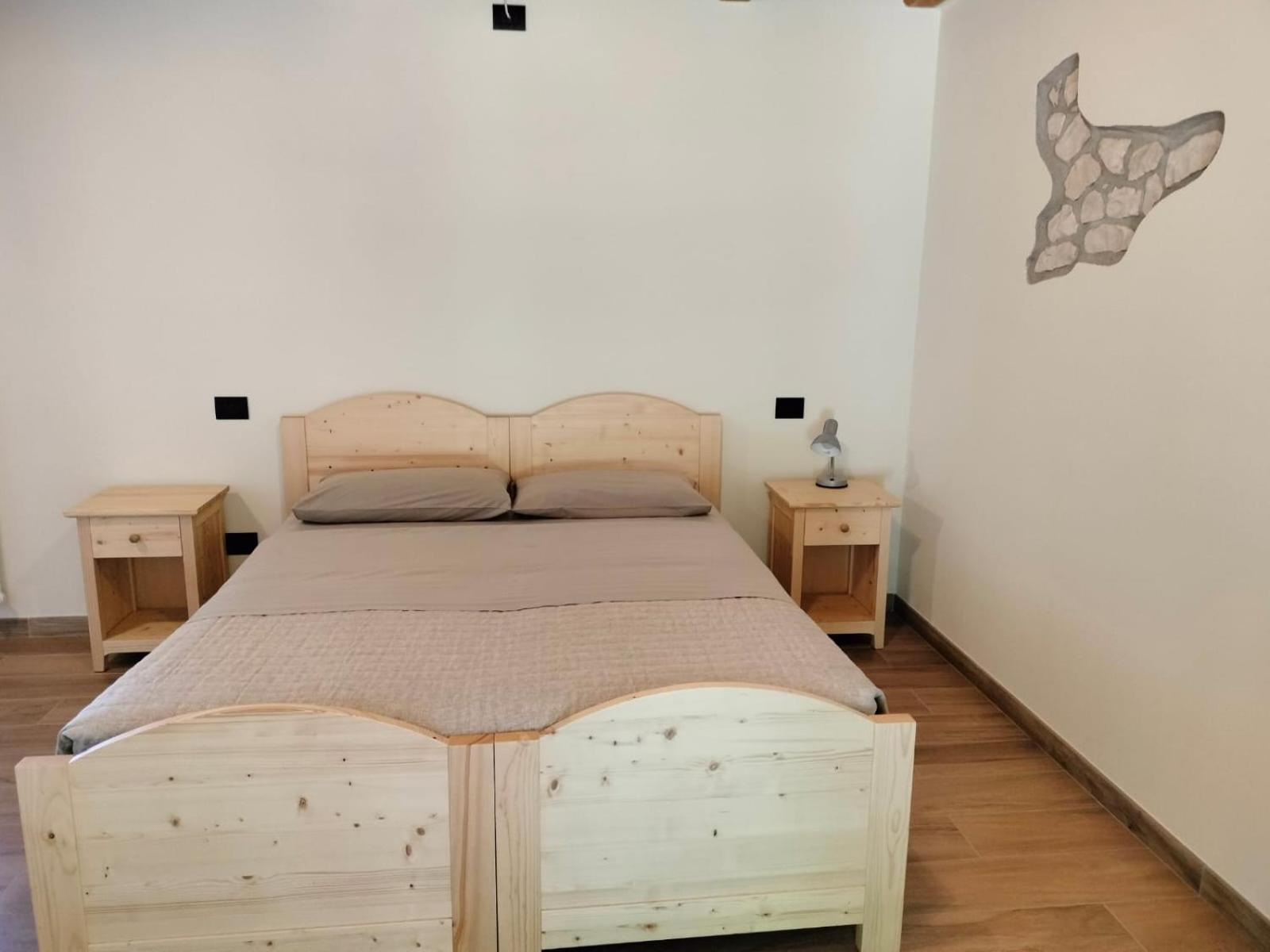 Double or Twin Room with Private Bathroom,1606671901:JPEG